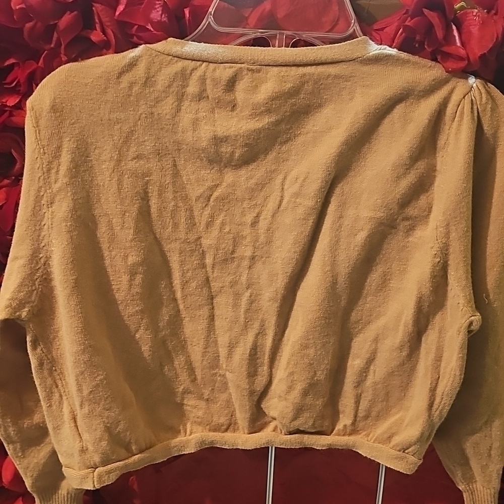 Derek Heart Girls Beige Crop Cardigan Lt. Sweater with Button Details Size Large - Picture 3 of 4
